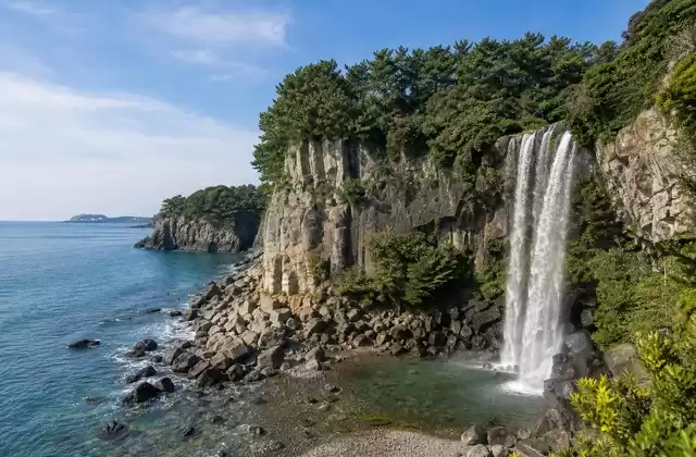 Jeongbang Falls